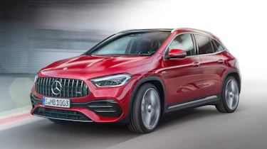 Mercedes-AMG GLA 35 - front