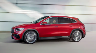 Mercedes-AMG GLA 35 - side