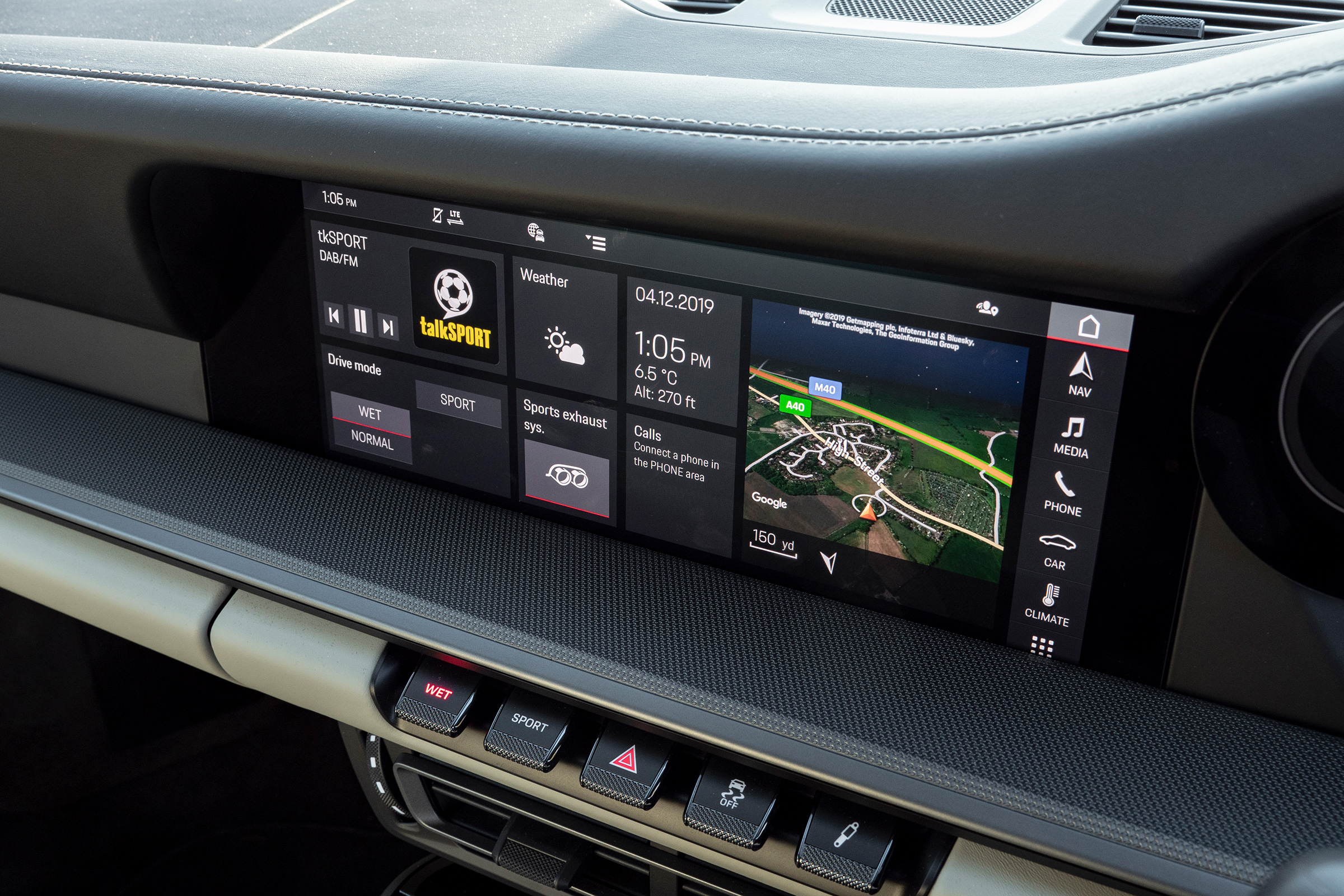 Porsche 911 Carrera - infotainment
