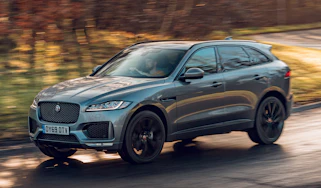 Jaguar F-Pace Chequered Flag - front