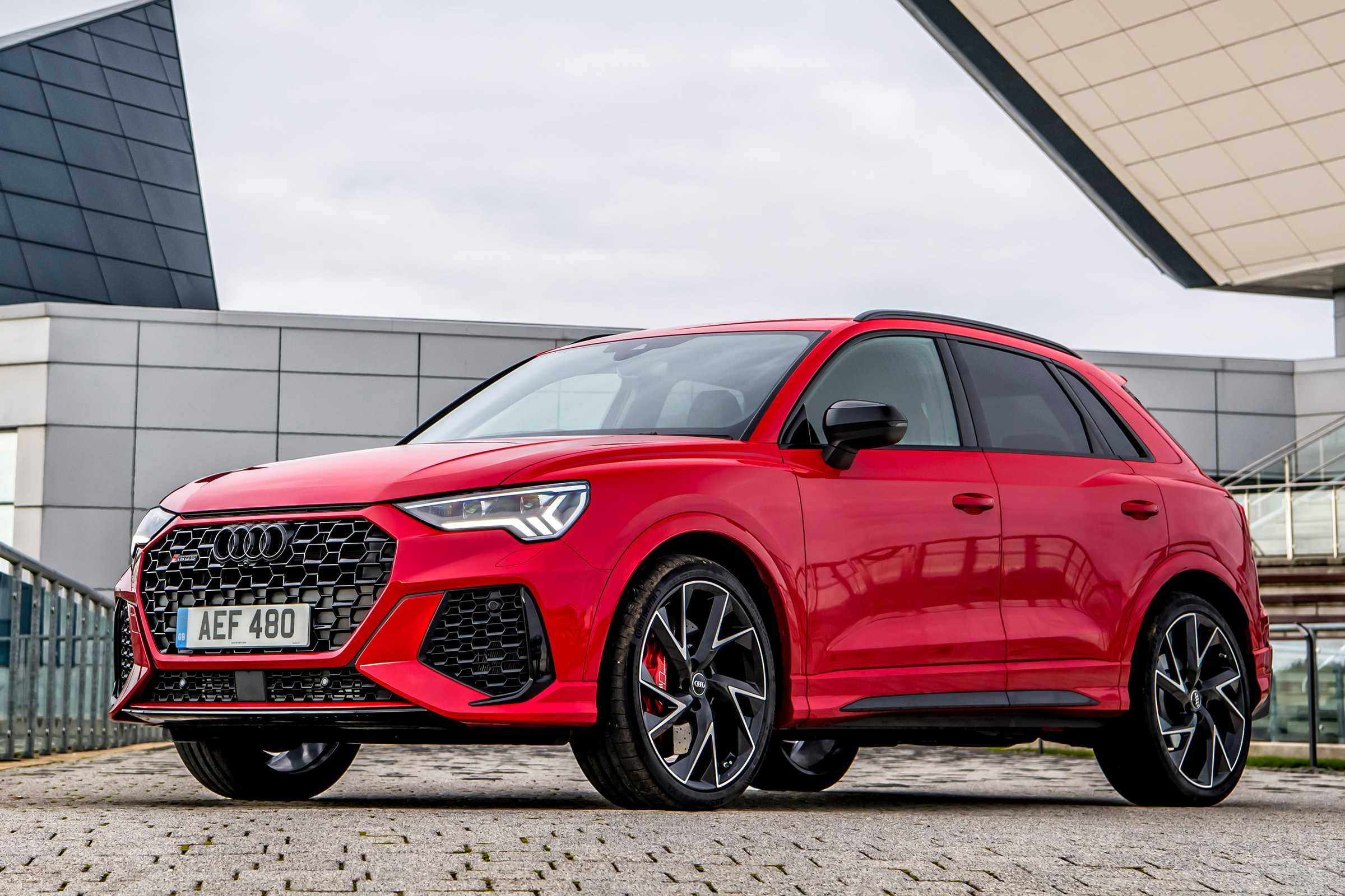 Audi RS Q3 - front 3/4 static