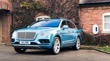 Bentley Bentayga Hybrid - charge