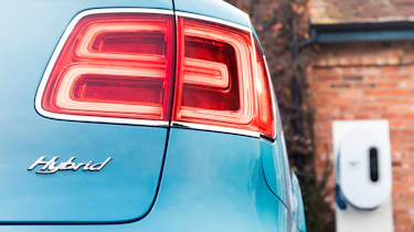 Bentley Bentayga Hybrid - rear