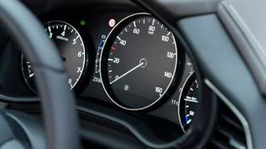 Mazda CX-30 - instrument binnacle
