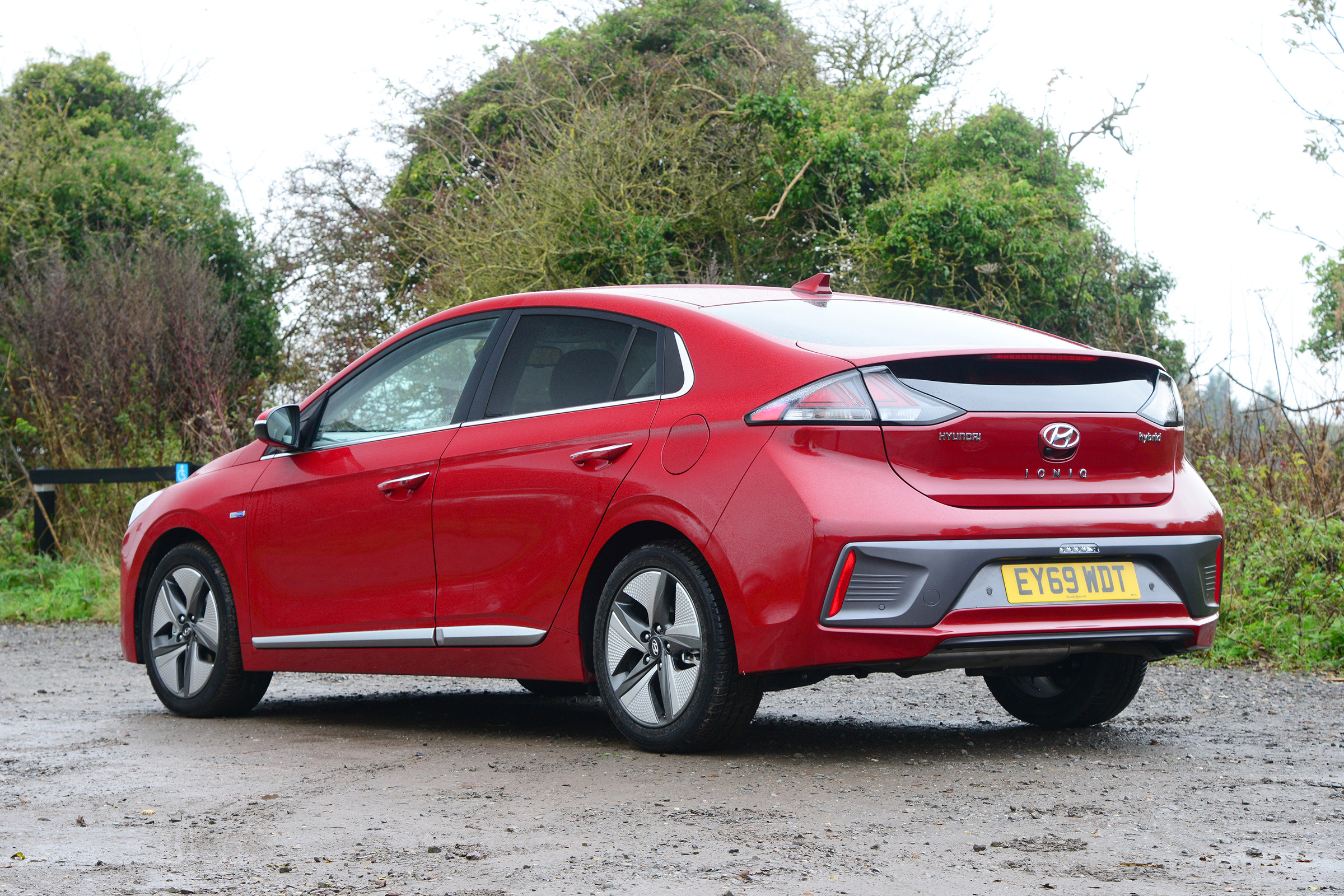 Hyundai Ioniq - rear
