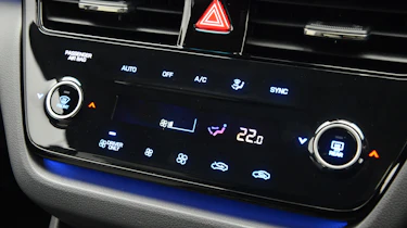 Hyundai Ioniq - screen