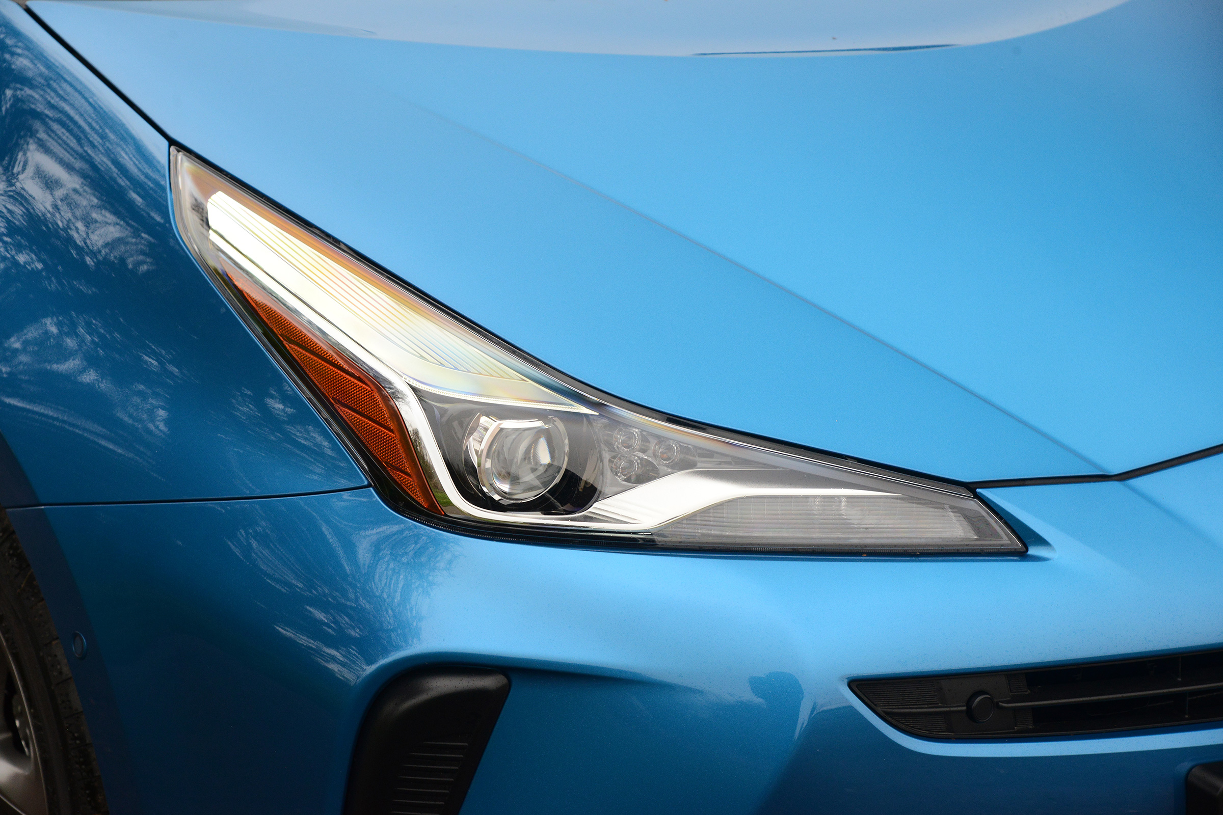 Toyota Prius - headlight