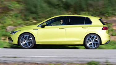 Volkswagen Golf Mk8 - side tracking