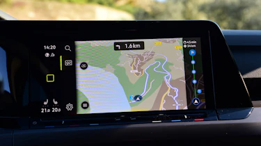 Volkswagen Golf Mk8 - navigation