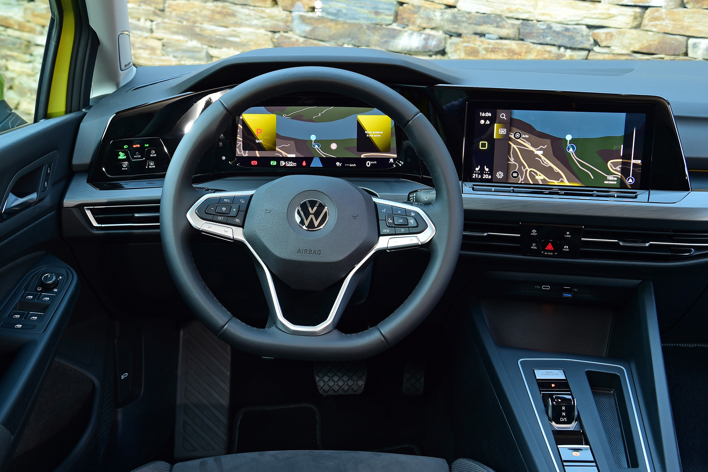 Volkswagen Golf Mk8 - interior