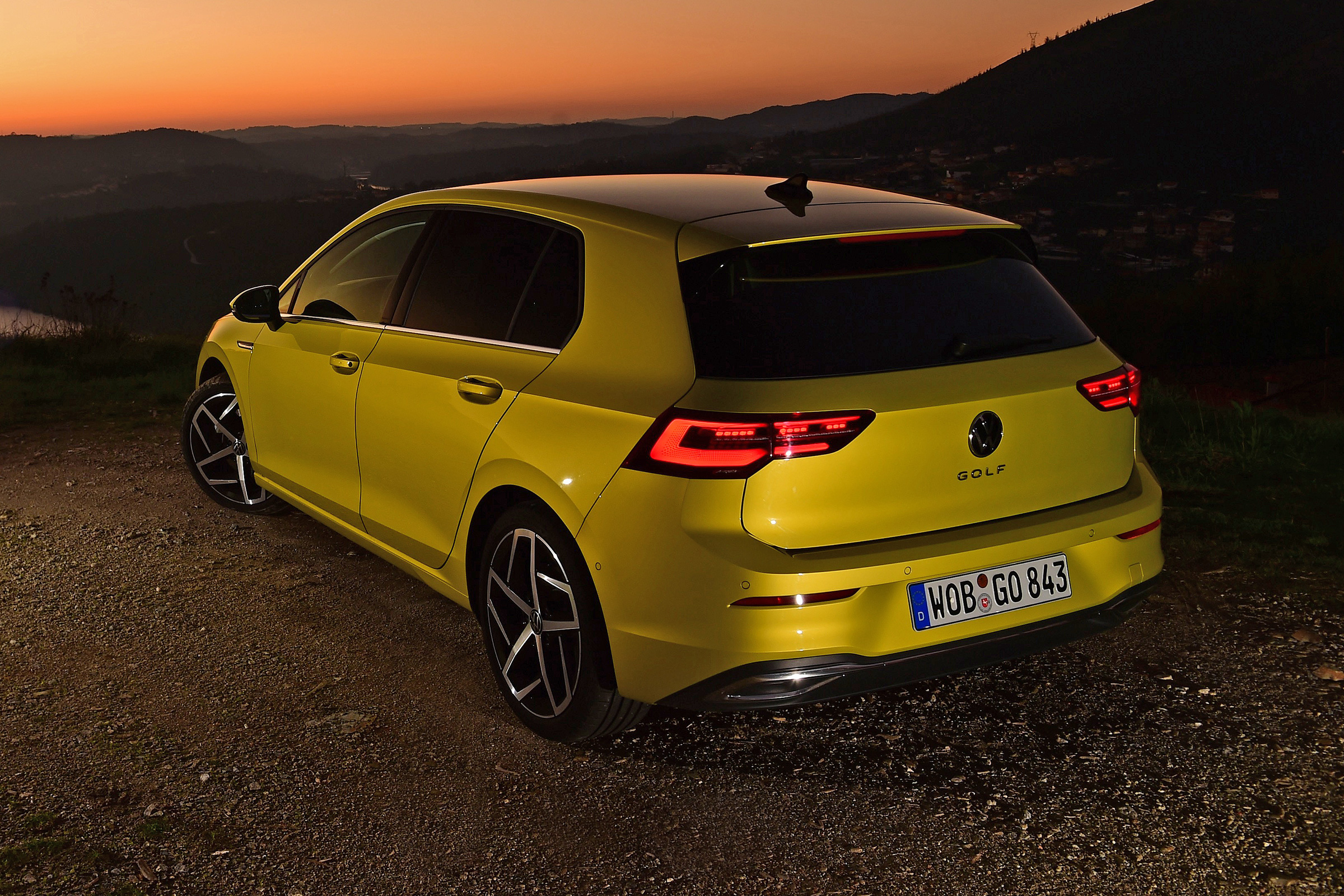 Volkswagen Golf Mk8 - rear 3/4 static