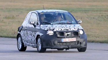 2020 Fiat 500 - spies - front tracking