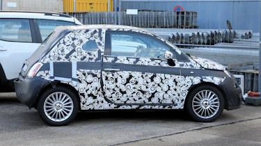 2020 Fiat 500 - spies - side static