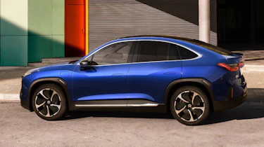 NIO EC6 - side
