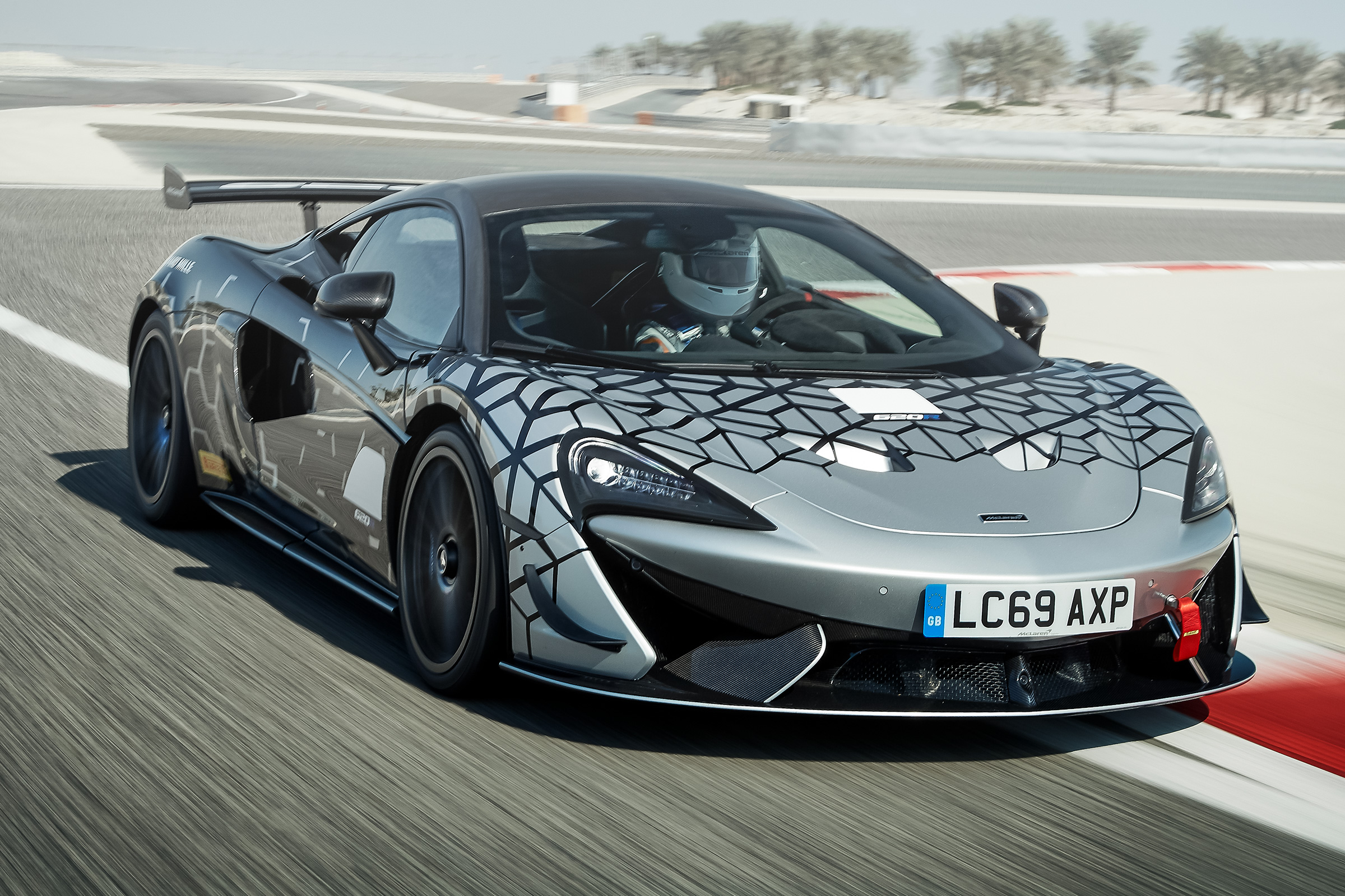 McLaren 620R - front tracking