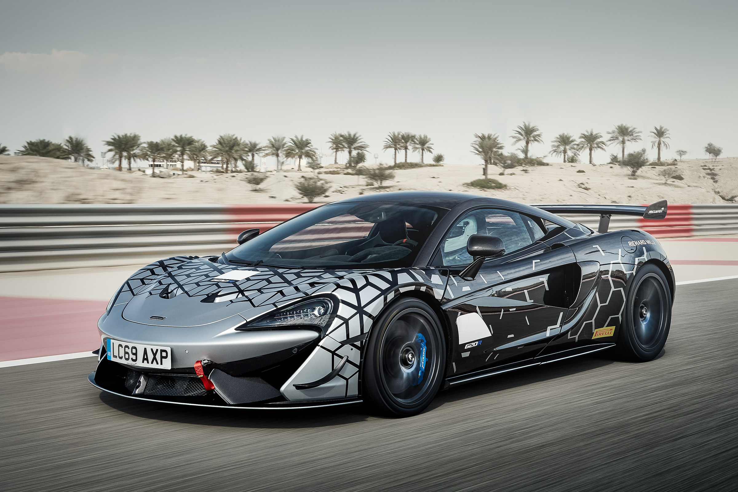 McLaren 620R - front tracking
