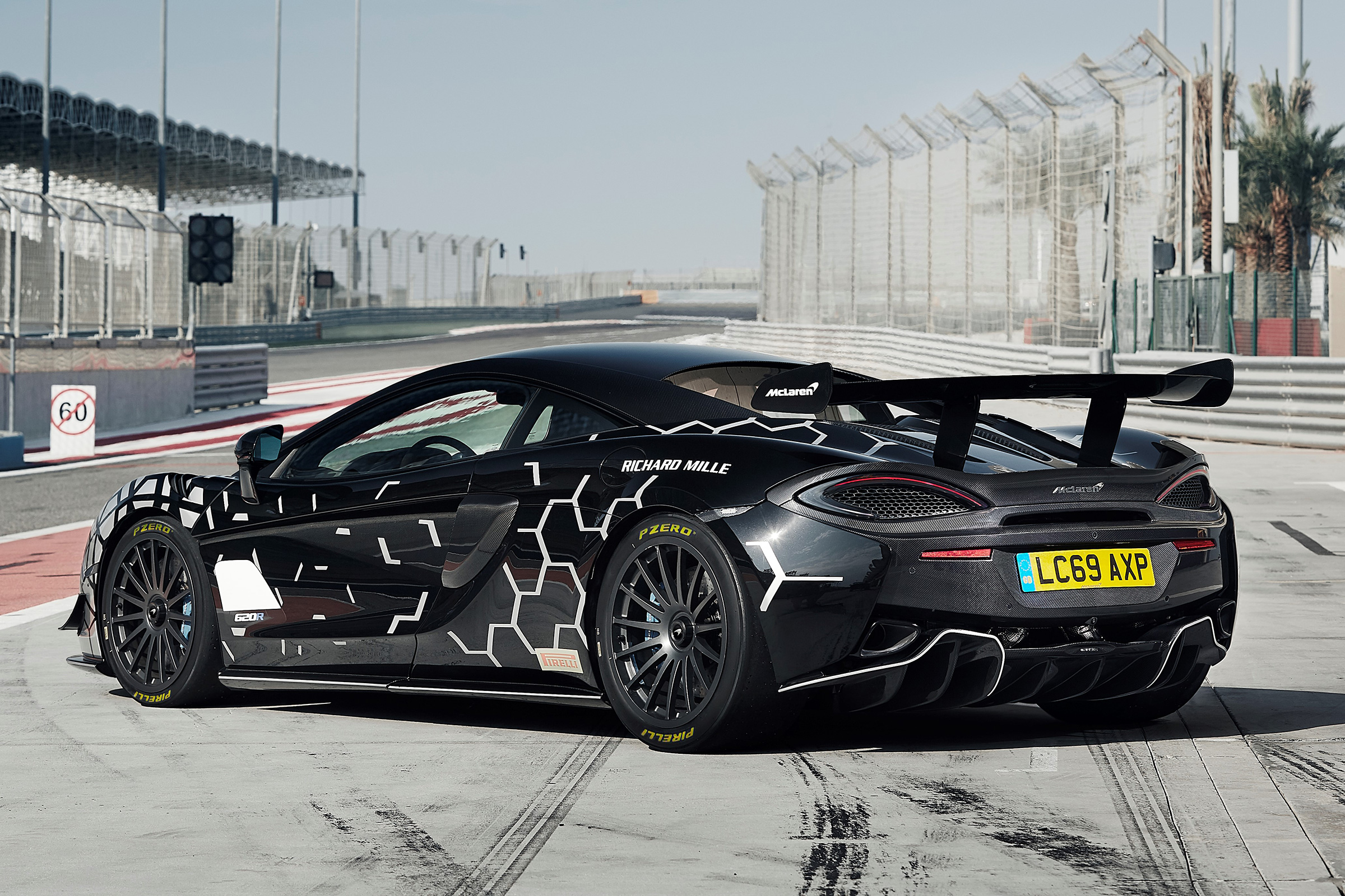 McLaren 620R - rear 3/4 static