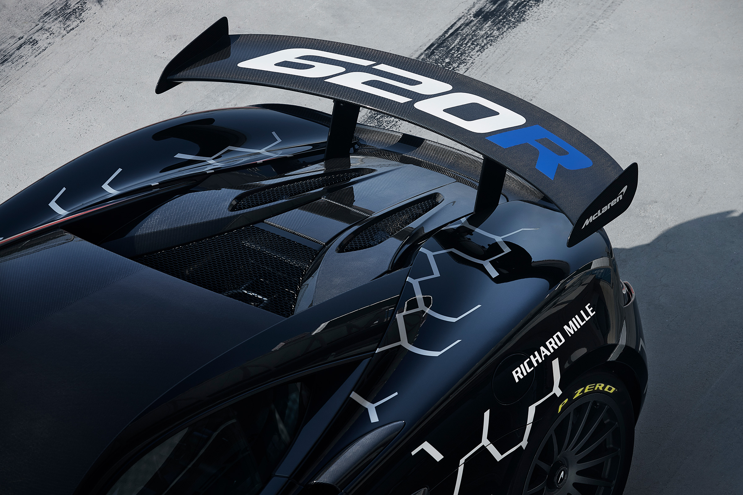 McLaren 620R - spoiler