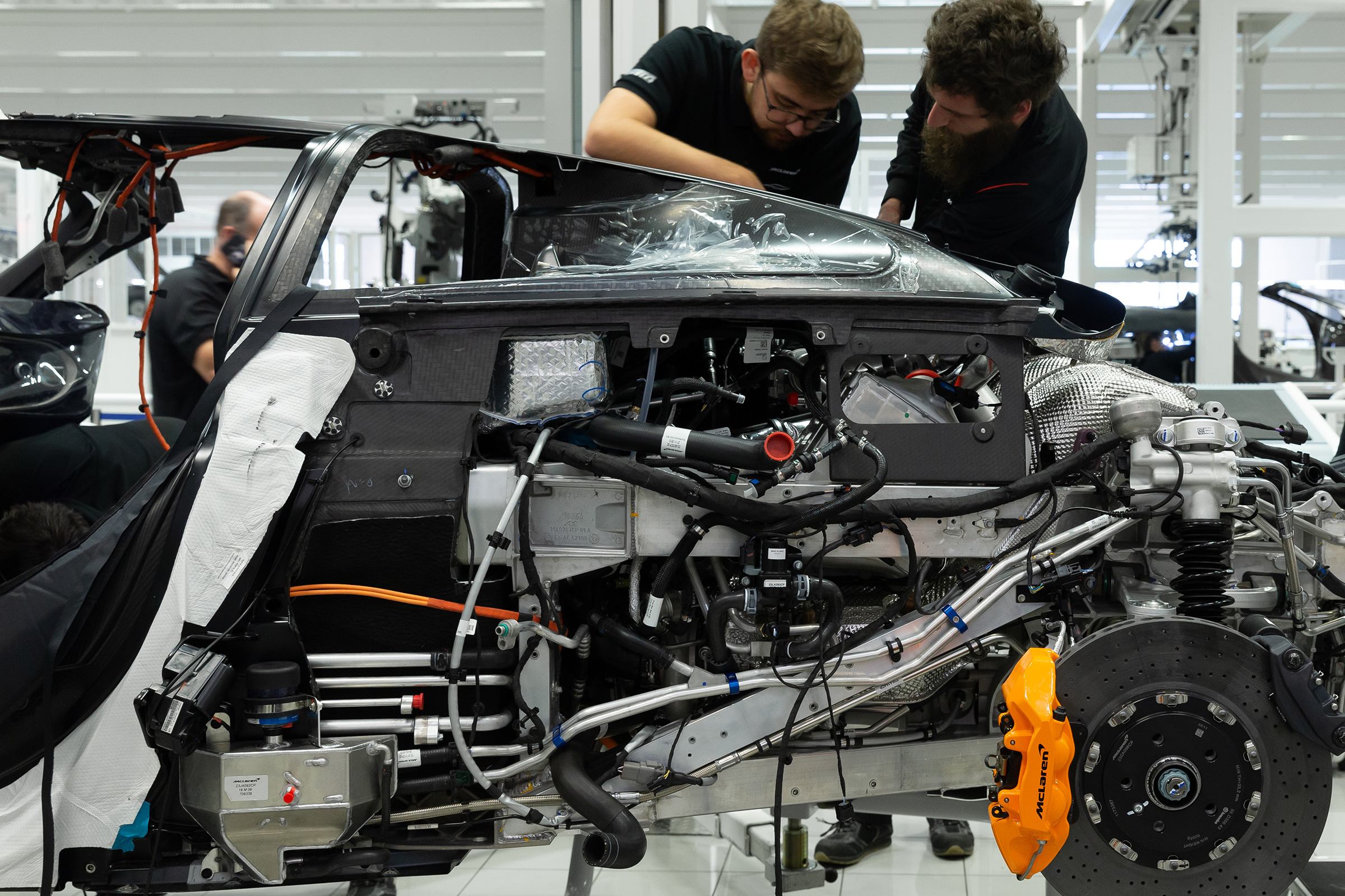 McLaren Speedtail - assembly line - engine