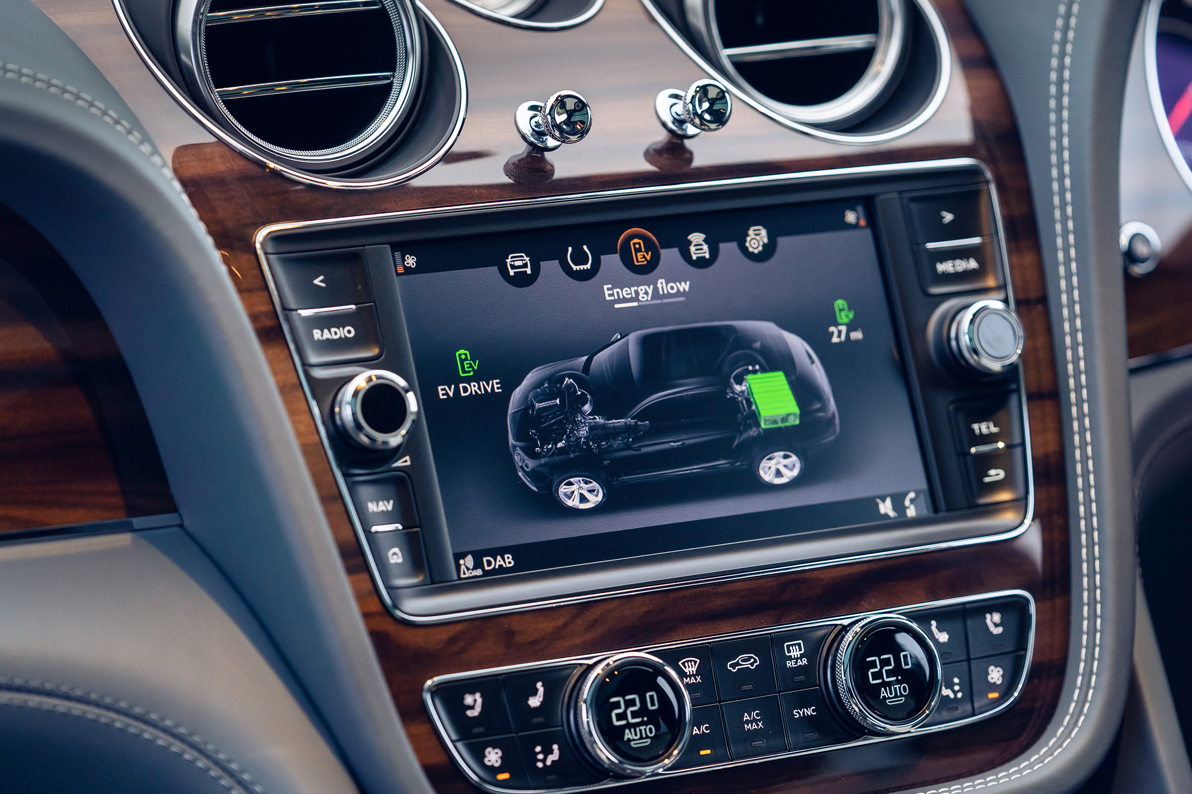 Bentley Bentayga Hybrid - interior