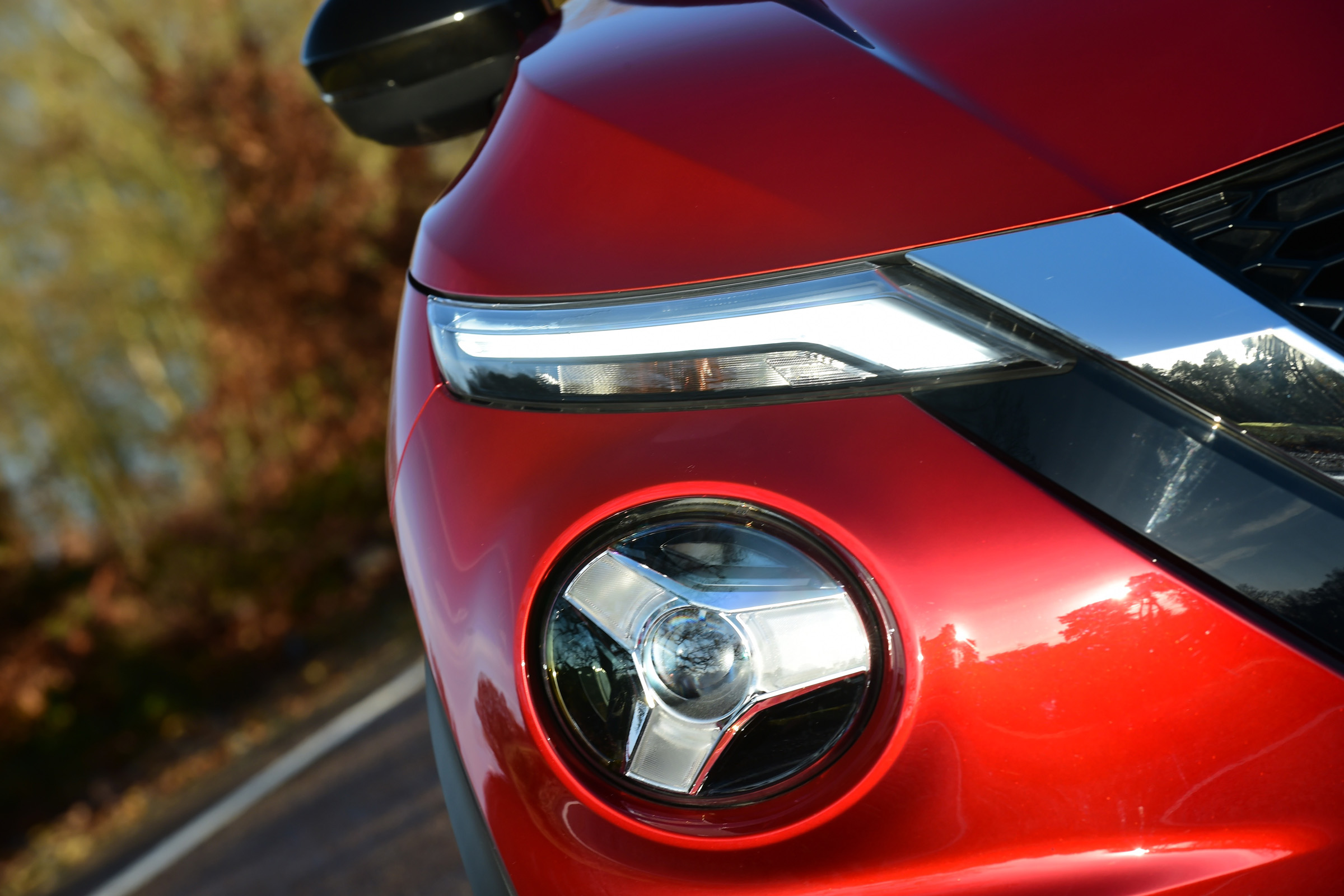 Nissan Juke headlights