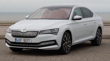 Skoda Superb iV - front 3/4 static