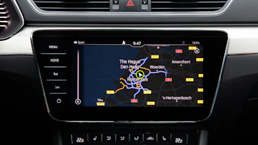 Skoda Superb iV - navigation