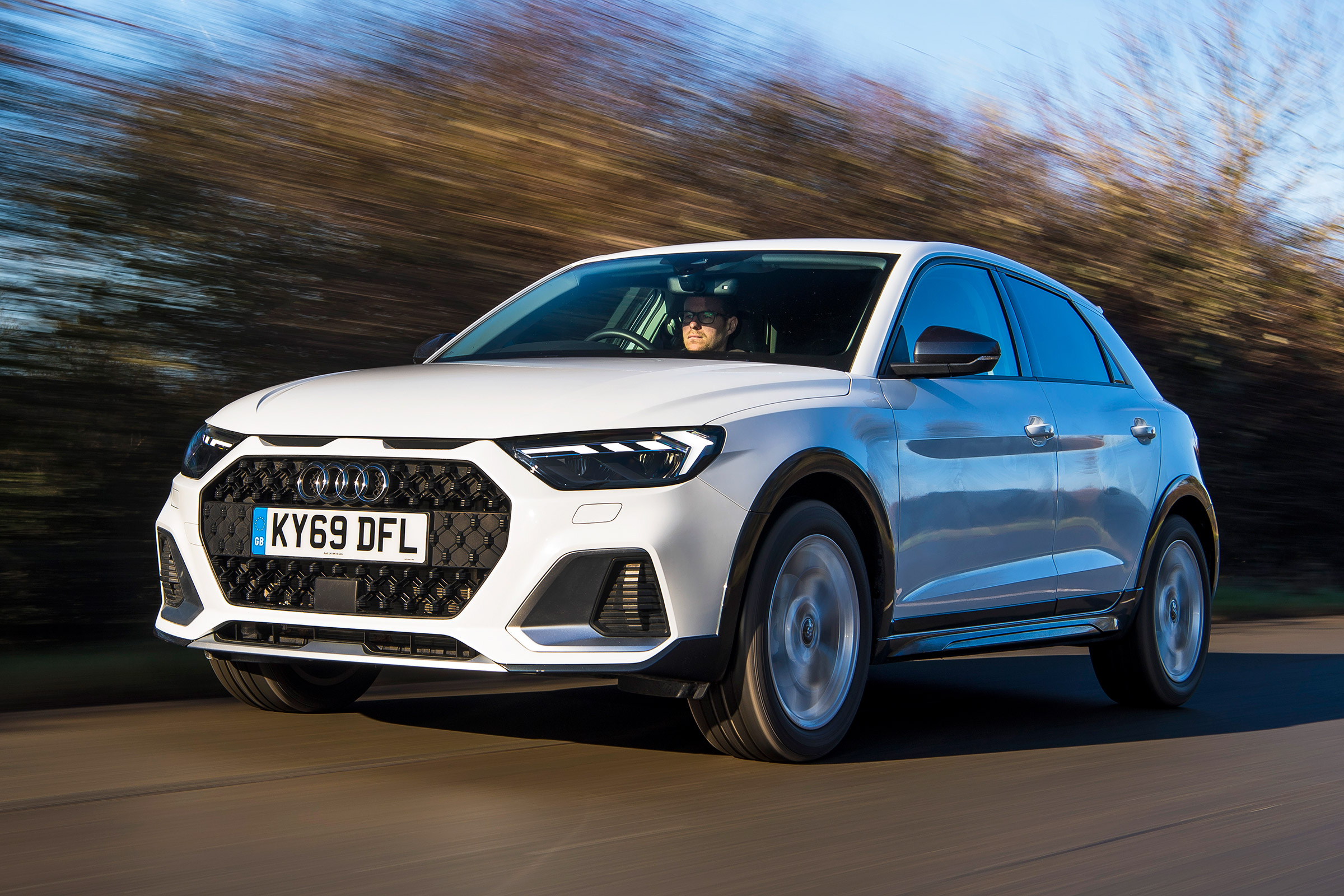 Audi A1 Citycarver - front