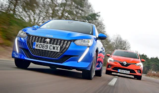Peugeot 208 vs Renault Clio - header