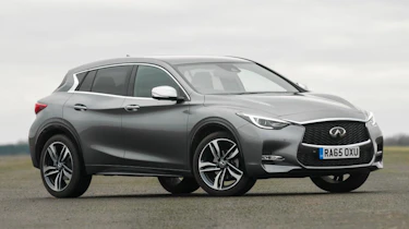 Used Infinti Q30 - front