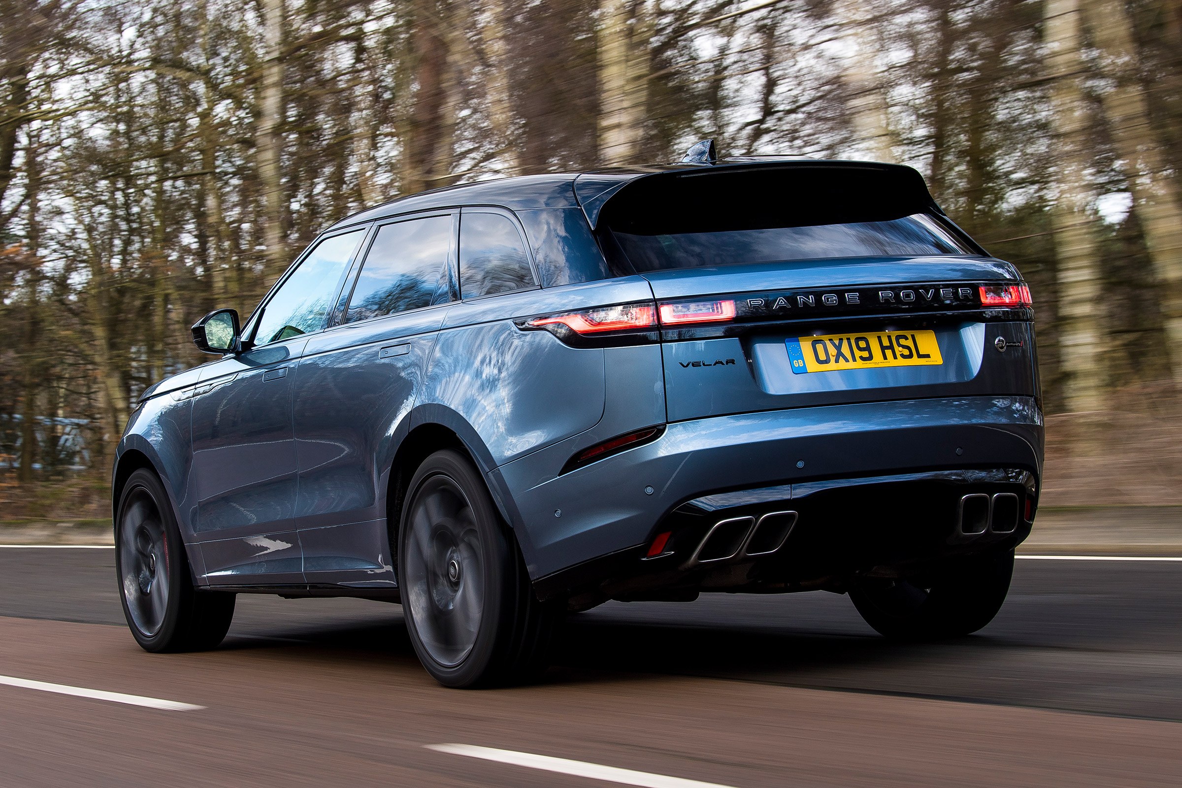 Range Rover Velar SVAutobiography Dynamic - rear