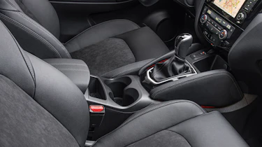 Nissan Qashqai N-Tec - dash