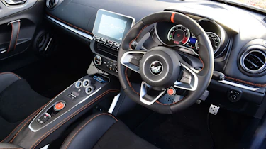 Alpine A110 S - dash
