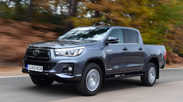 Toyota Hilux - front