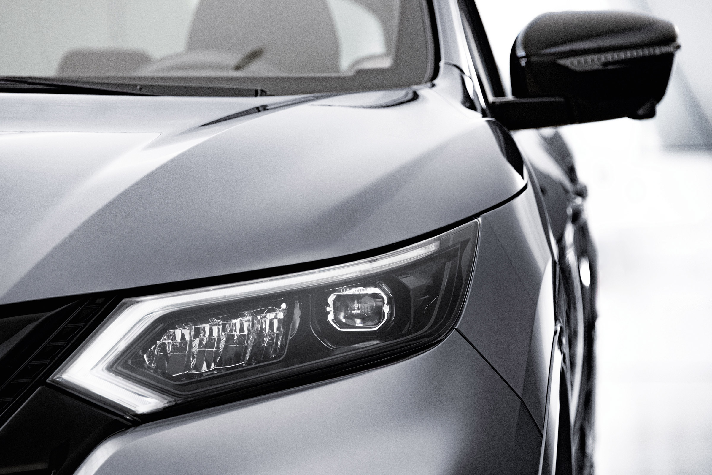 Nissan Qashqai N-Tec - front light