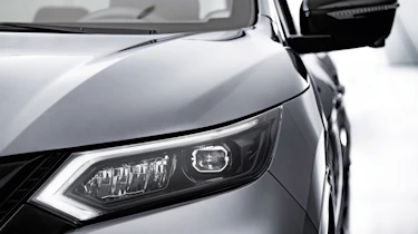 Nissan Qashqai N-Tec - front light