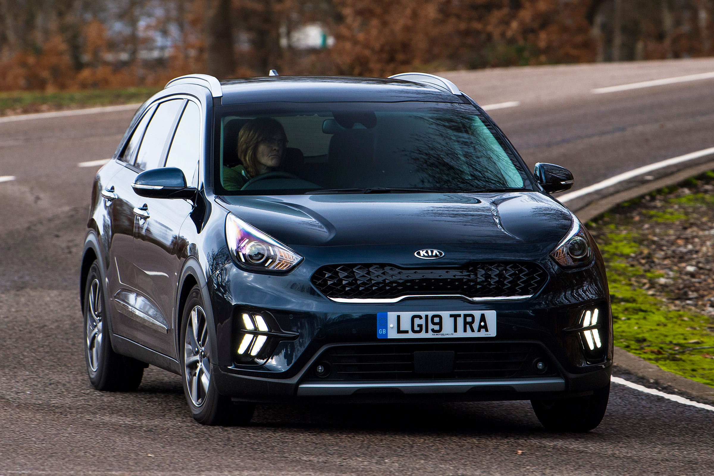 Kia Niro PHEV - front action