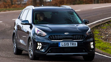 Kia Niro PHEV - front action