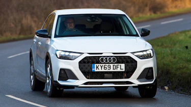 Audi A1 Citycarver - front cornering