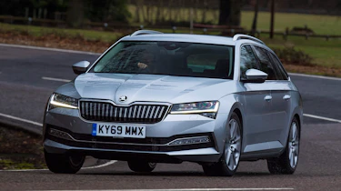 Skoda Superb iV Estate - front action