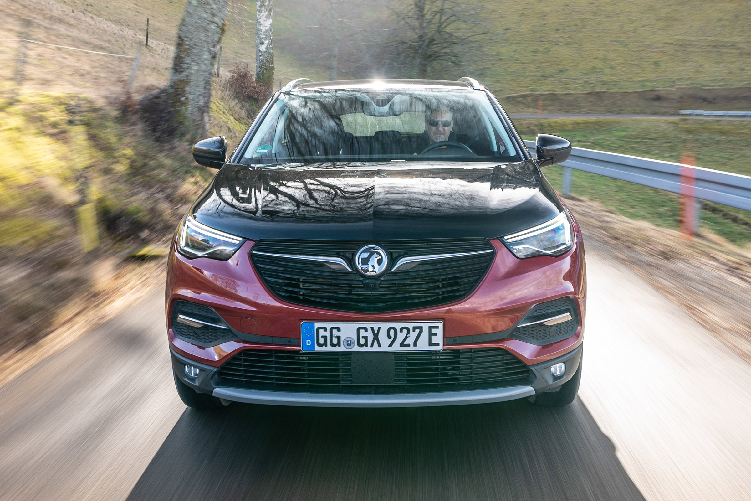 Vauxhall Grandland X Hybrid4 - full front