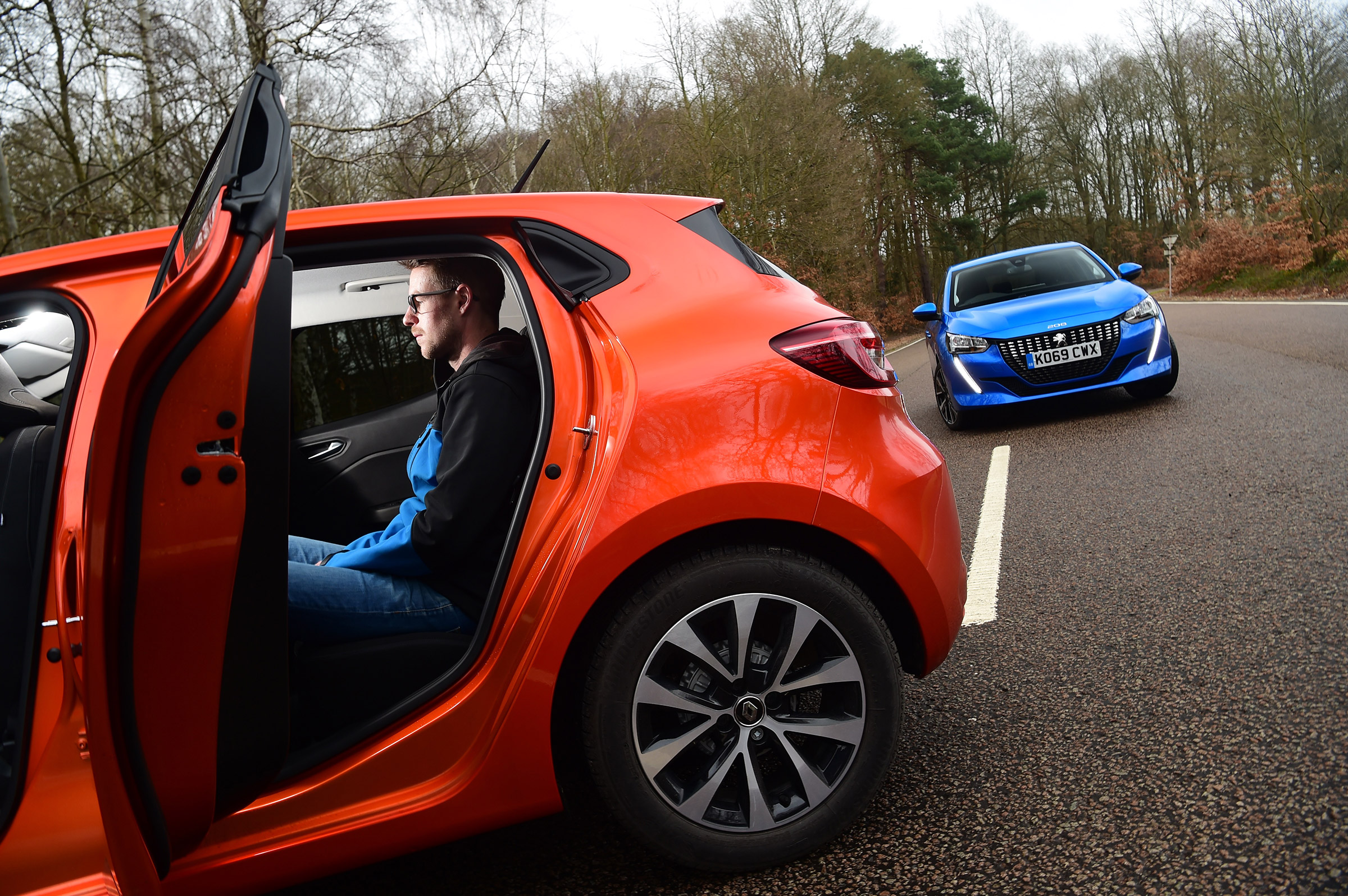 Peugeot 208 vs Renault Clio - Sean Carson