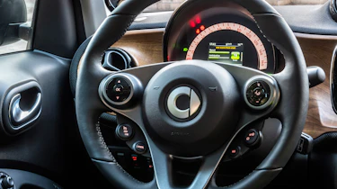 Smart EQ ForTwo - steering wheel