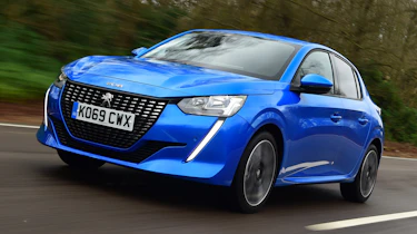Peugeot 208 - front