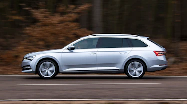 Skoda Superb iV Estate - side