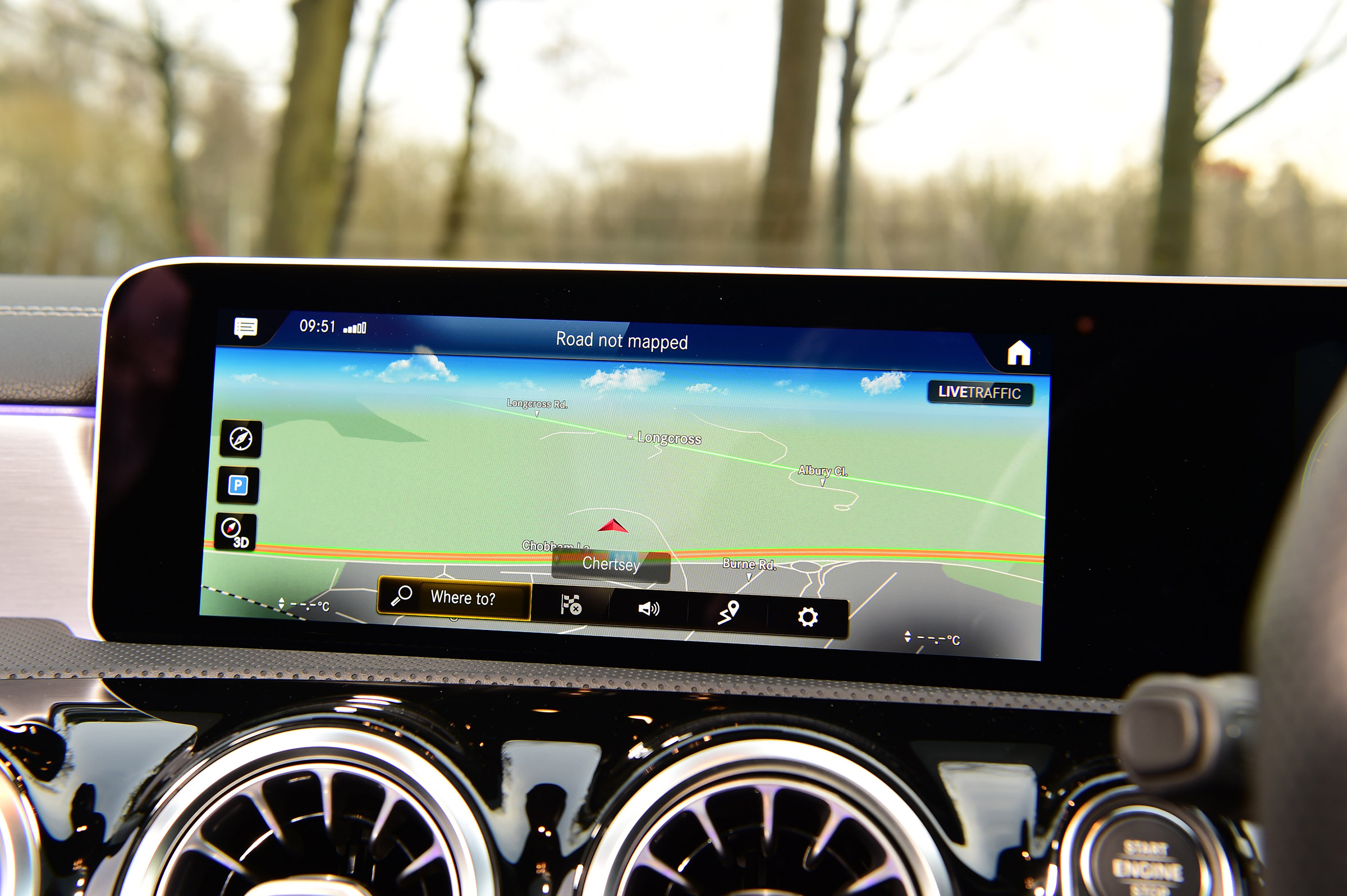 Mercedes-AMG CLA 35 - sat-nav