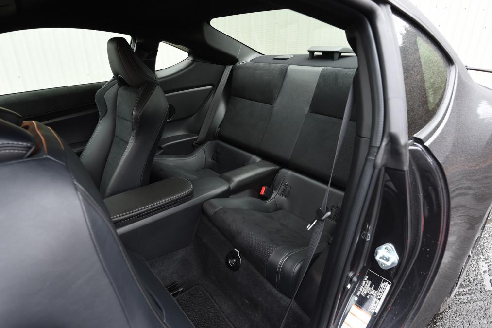 Used Toyota GT86 - rear seats