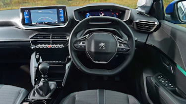 Peugeot 208 - dash