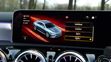 Mercedes-AMG CLA 35 - drive mode