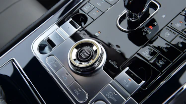Bentley Continental GT V8 - interior detail